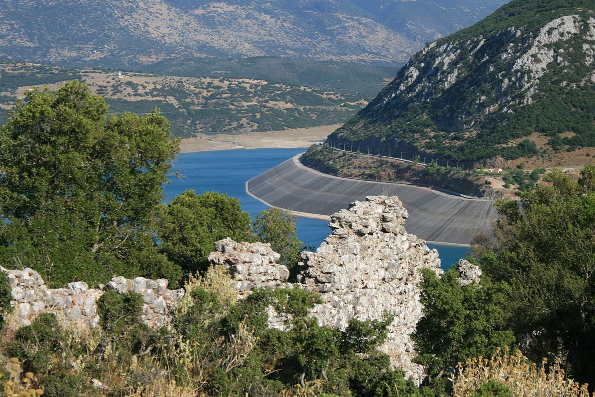 ΚΑΣΤΡΟ ΤΟΥ ΒΕΛΟΥΧΟΒΟΥ Ή ΚΑΣΤΡΟ ΚΑΛΛΙΟΥ