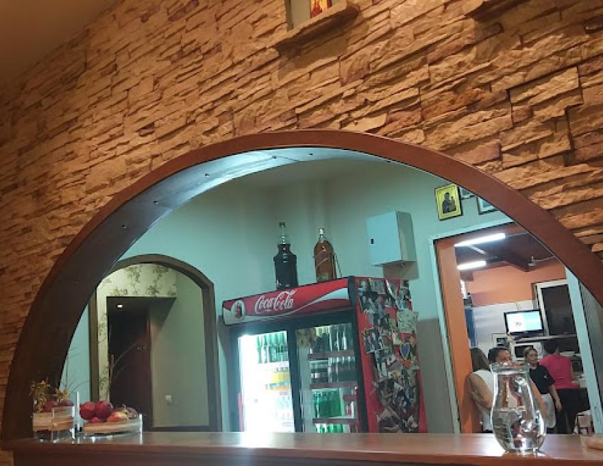 ΚΑΡΑΔΗΜΑΣ ΤΑΒΕΡΝΑ1