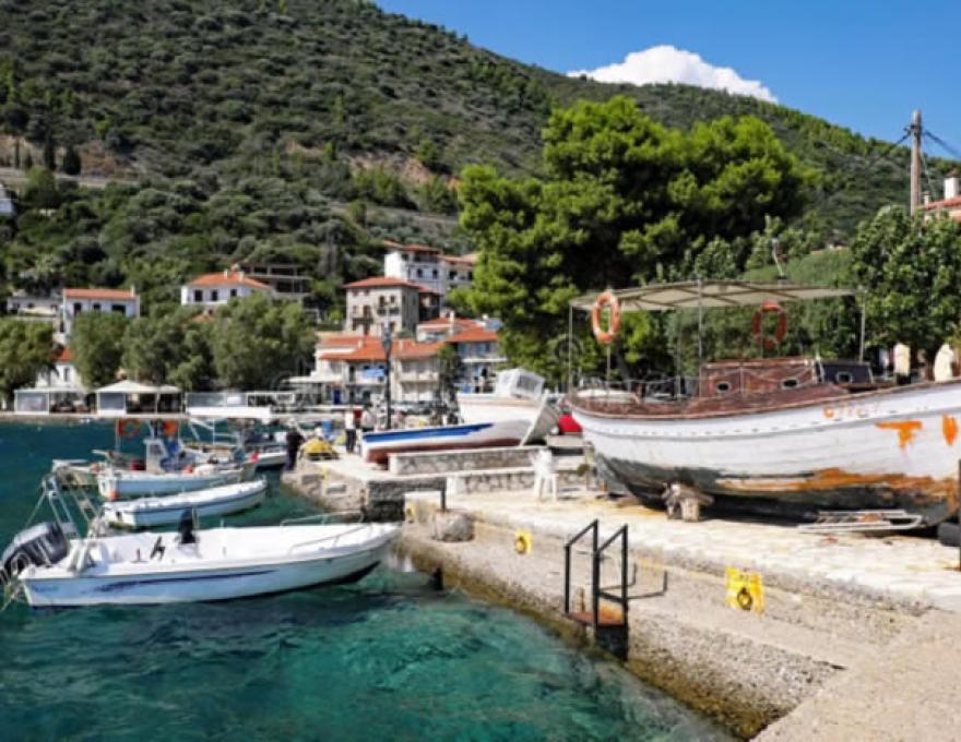 ΛΙΜΑΝΙ ΜΟΝΑΣΤΗΡΑΚΙ0