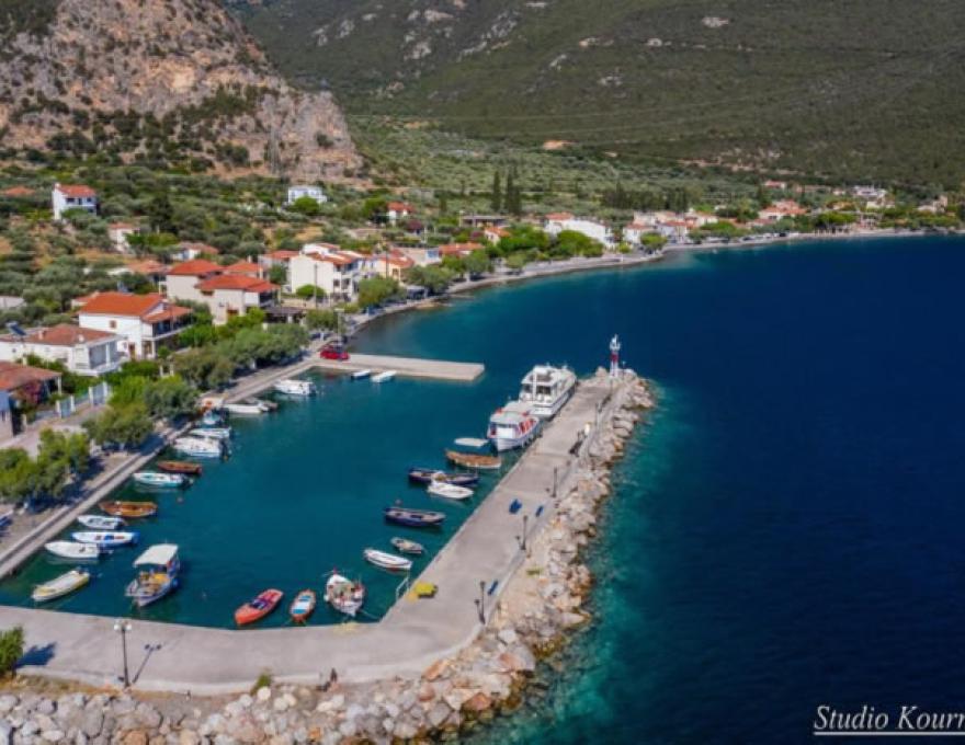 ΜΑΡΙΝΑ ΑΓΙΟΥ ΣΠΥΡΙΔΩΝΑ2
