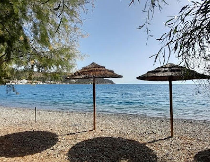 ΠΑΡΑΛΙΑ ΕΡΑΤΕΙΝΗΣ2