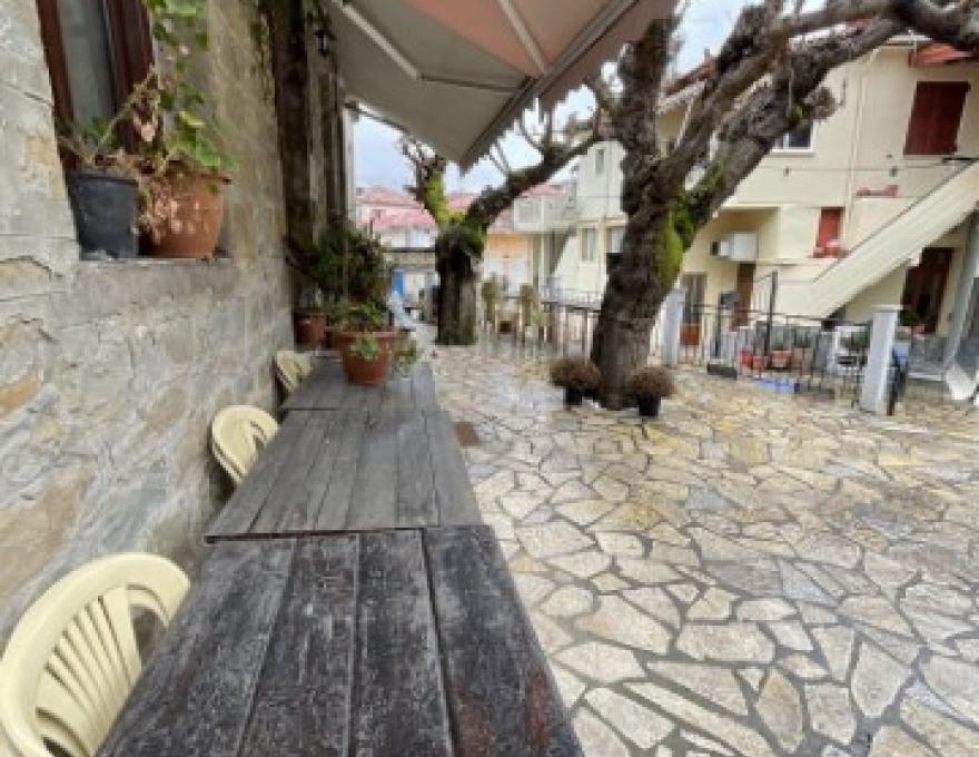 ΤΟ ΚΑΠΗΛΕΙΟ ΤΟΥ ΒΑΣΙΛΗ3