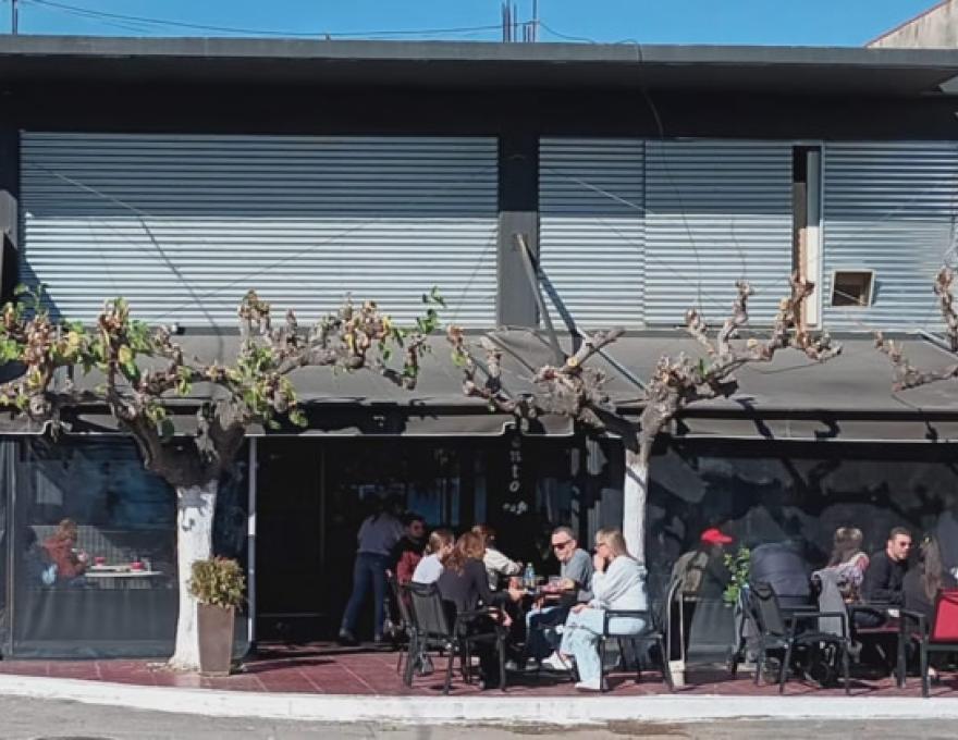 CAFE BISTRO VENTO1