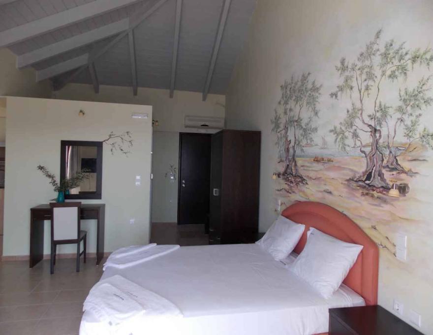 HOTEL THEASIS4