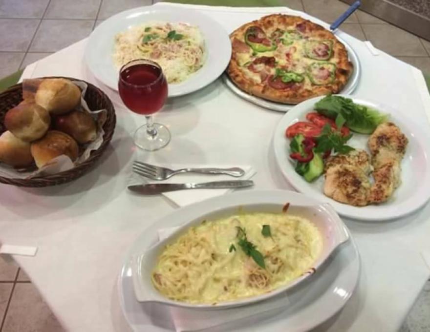 ROMEO'S PIZZA3