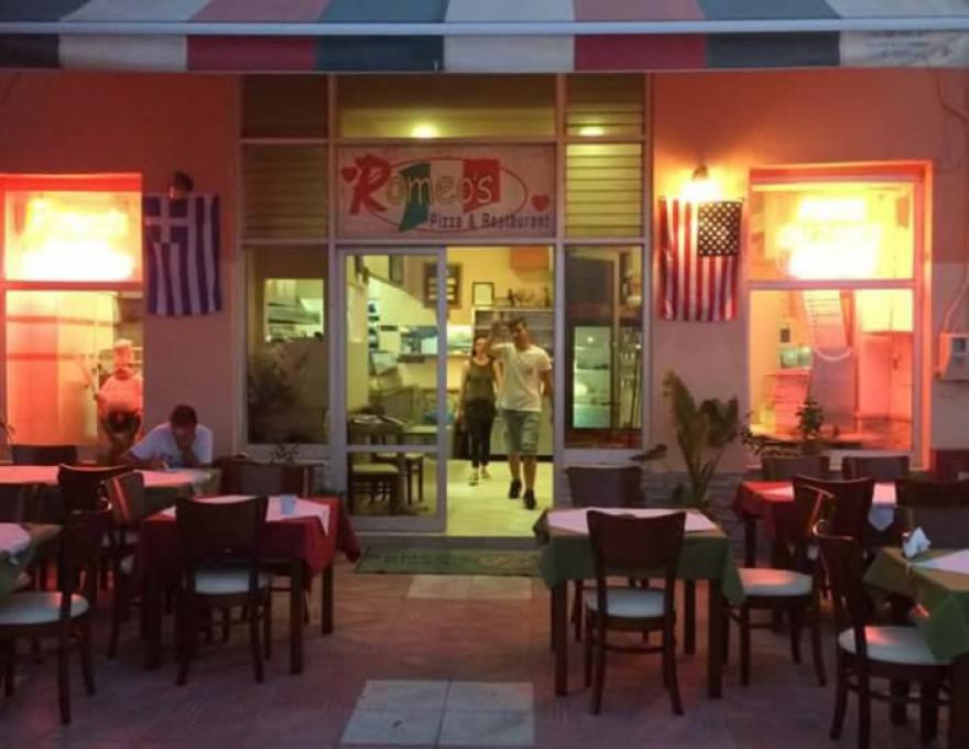 ROMEO'S PIZZA2