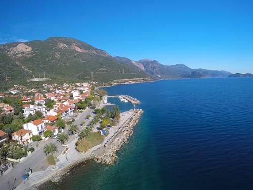 ΑΠΟΔΡΑΣΗ ΣΤΗ ΦΩΚΙΔΑ: 15 ΜΙΚΡΟΙ ΠΑΡΑΘΑΛΑΣΣΙΟΙ ΘΗΣΑΥΡΟΙ ΓΙΑ ΝΑ ΑΝΑΚΑΛΥΨΕΙΣ!